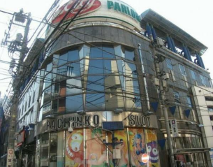 ■日ノ出町駅 徒歩4分 内装什器付きリース店舗 【バー・クラブ・スナック向け】 (179083)