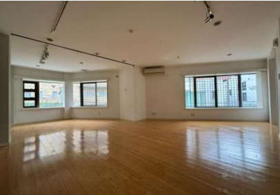 【UT1105】表参道·広尾·渋谷駅の3アクセス！　店舗利用相談可能！ (179543)