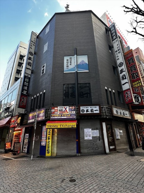 新宿駅 徒歩1分 現況:うどん屋 飲食居抜き物件 【業種相談】 (179656)