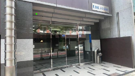 【UY1110】馬車道2分。サービス店舗向け。事務所利用可能。即入居可能。飲食不可。 (180130)