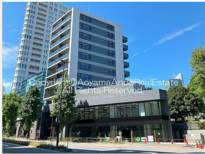 【FH1111】外苑前5分　表参道10分　外苑西通り沿い1階路面店　賃料：324.5万円　2階も同時募集中　一括可能 (180304)