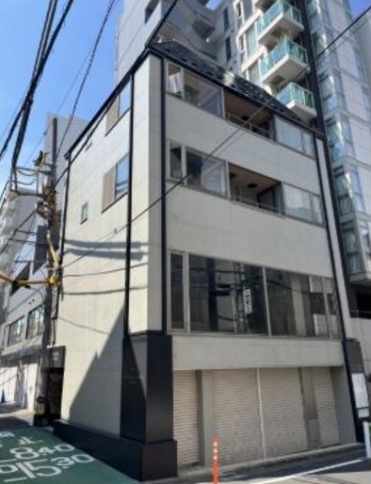 六本木駅 徒歩9分 大横丁坂沿い 2Fスケルトン物件 【飲食可】 (180726)