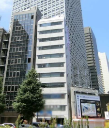 【UY1118】新宿駅徒歩6分！予約制のサービス店舗のみ相談可能！飲食不可！複数路線あり！ (181282)