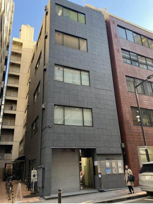 【UY1130】銀座駅徒歩8分！サービス店舗向け！賃料39.7375万円！管理費63,580円！即入居可能！ (182790)