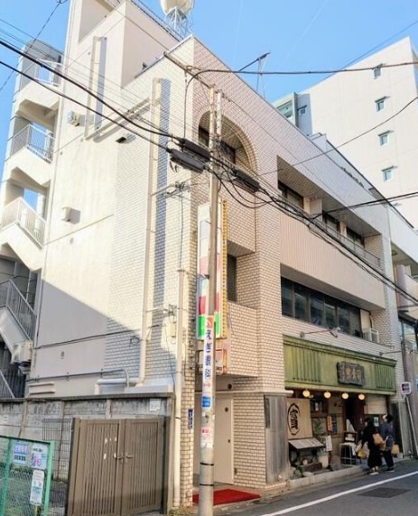 内装美麗♪駅近のジム居抜き物件です！ (183641)