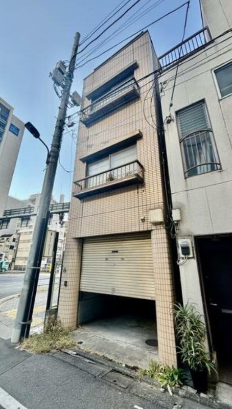 新橋駅烏森口 徒歩3分 環状二号線沿い 1-4F一棟貸し スケルトン物件 【飲食可】 (147076)