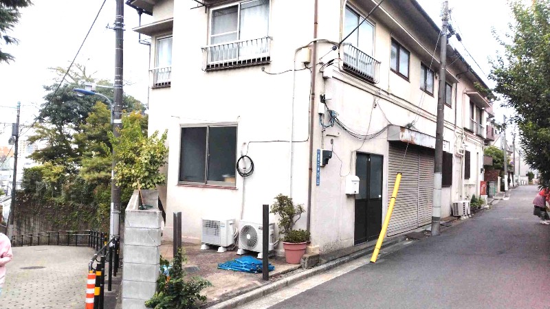 住宅街　１階　事務所＋倉庫 (150027)