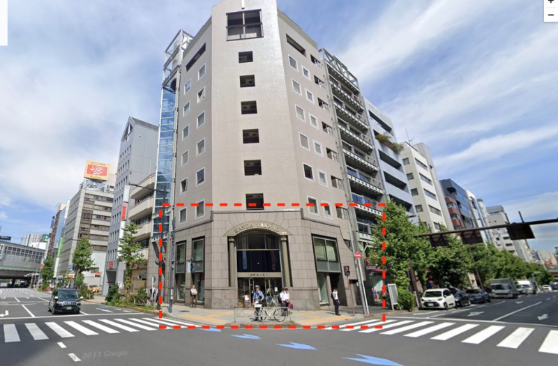 神田駅徒歩２分！中央通り角地の路面店舗です！地下１階（倉庫）39.79坪も募集中！ (184490)