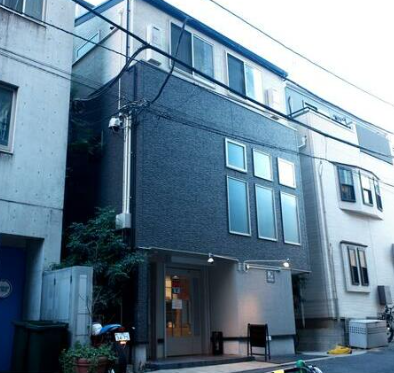 乃木坂駅 徒歩13分 造作無償譲渡 1F食物販店居抜き物件 【飲食可】 (184742)