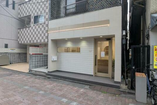 新小岩駅 徒歩4分 現況:美容室・理容室 居抜きなど物件 【飲食不可】造作譲渡無償！詳細業種はご相談ください。再契約不可 (165483)