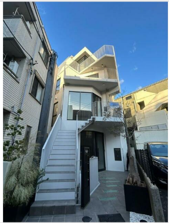 明治神宮前〈原宿〉駅 徒歩10分 スケルトン物件 【飲食可】 (185028)