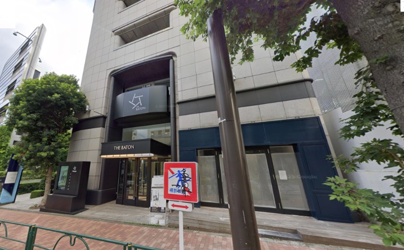 外苑西通り沿い！天井高3.6メートル！クリニック・スタジオなど サービス店舗としても幅広い用途で利用可能! (185708)