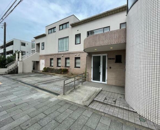 平塚駅 徒歩4分 1F店舗物件 【飲食不可】 (174996)