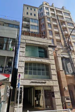 【軽飲食可】表参道駅 徒歩6分！テラス席設置可能な物件！ (185716)