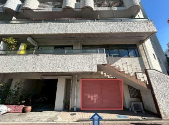 大森駅 徒歩3分 1F路面≪102号室≫ スケルトン物件 【重飲食可】 (186369)