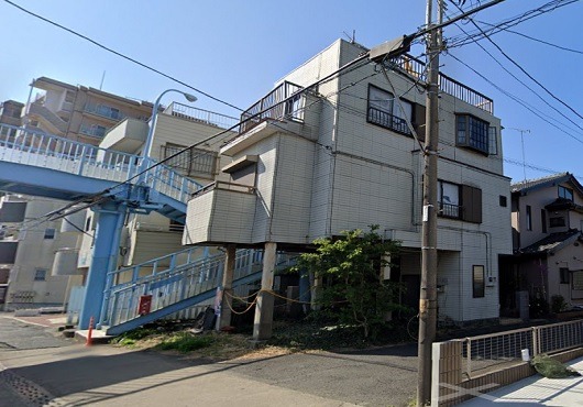町田街道沿いの１棟貸し住居付き店舗事務所！駐車スペースもあり！業種ご相談ください (186385)