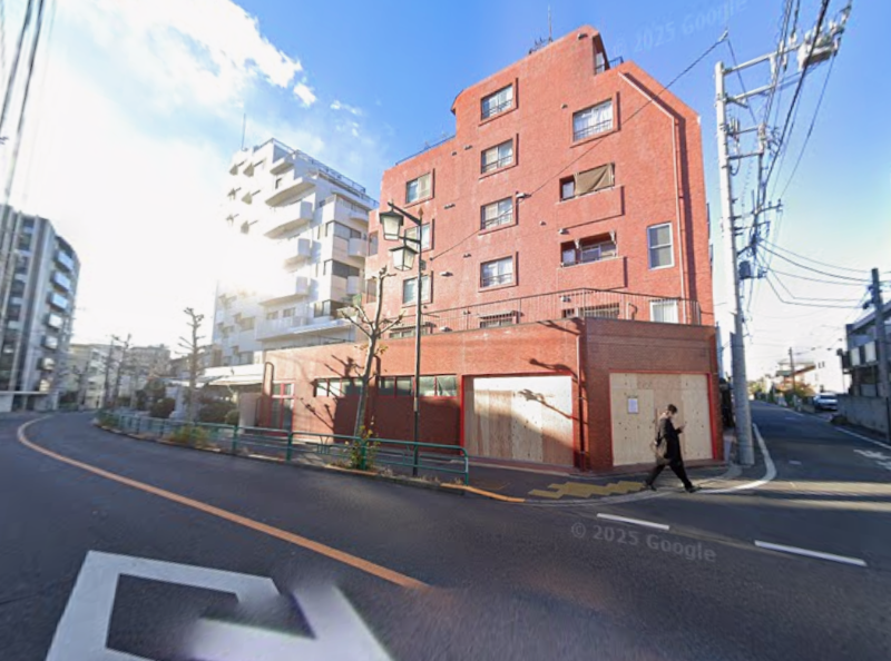 西荻窪駅 徒歩12分、バス 4分 角地 1Fスケルトン物件 【飲食不可】 (186712)