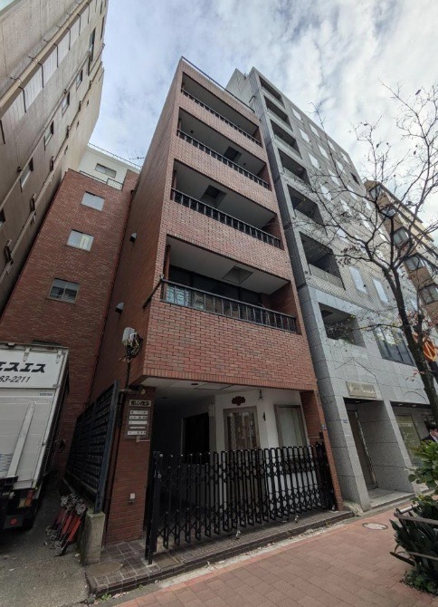 新橋駅 徒歩8分 現況:その他 その他居抜きなど物件 【重飲食可】赤レンガ通り沿い (188607)