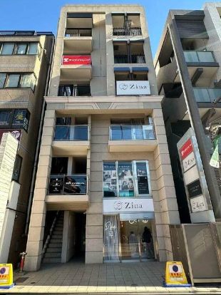 北千住駅 徒歩4分 スケルトン物件 【飲食不可】 (188671)