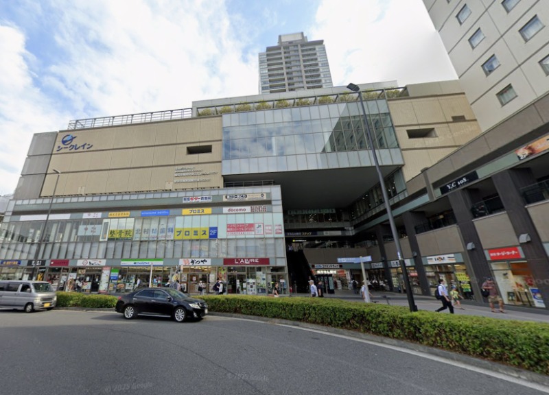 鶴見駅 徒歩1分 商業施設の2階　スケルトン物件 【飲食可】 (188904)