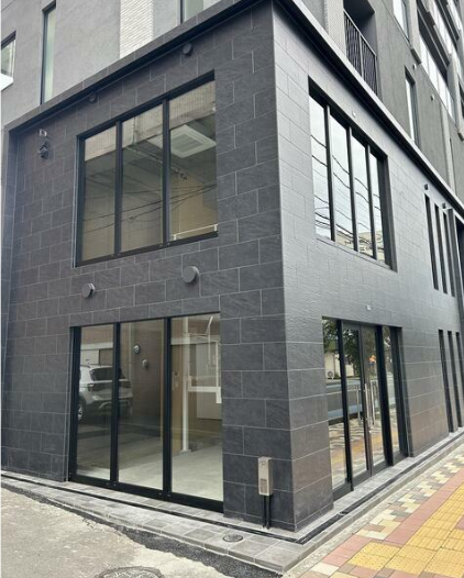 藤沢駅 徒歩5分 1-2F一括貸〈店舗2〉スケルトン物件【軽飲食可】 (177714)