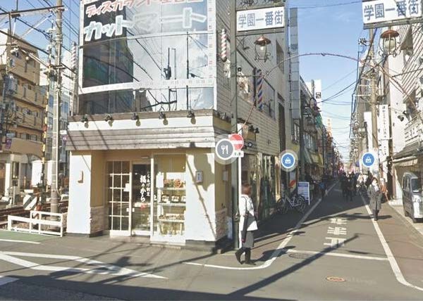 一橋学園駅徒歩1分　飲食可　商店街通り　⾓地につき視認性良好 (192049)