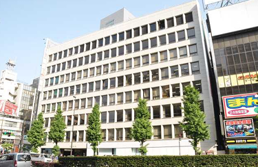 新宿駅南口 徒歩4分 1F 店舗物件 【飲食不可】 (192210)