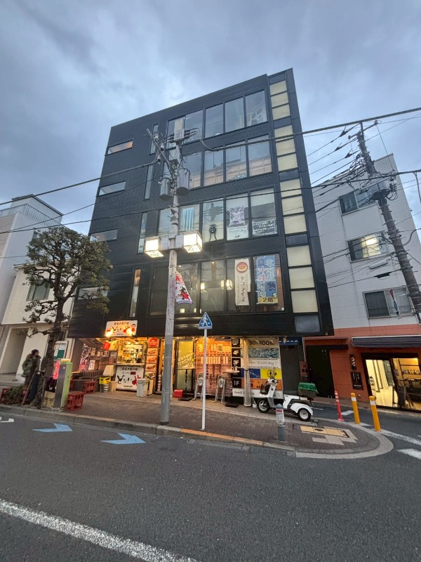 大人気の「茶沢通り」沿いビルの2階！ 居酒屋居抜き物件！！ (193561)