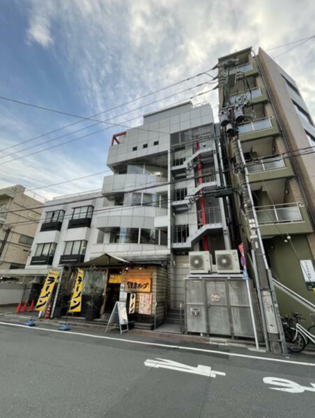 原宿駅 徒歩7分 現況:その他居抜きなど物件 【飲食不可】詳細業種はご相談ください。 (140279)