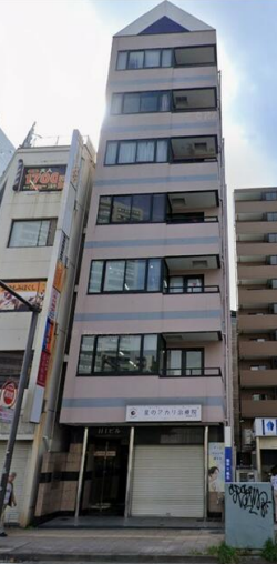 【UY0322】東神奈川駅徒歩3分！賃料27.83万円！事務所やサービス店舗におすすめ！ (196135)