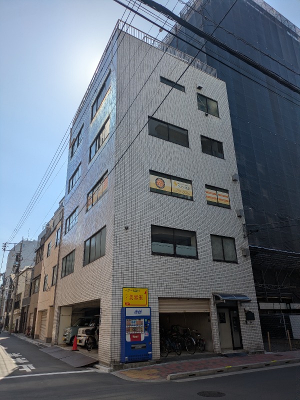 蔵前駅・田原町駅に好アクセス！角地２階のサービス業・事務所に最適な物件です！ (196597)