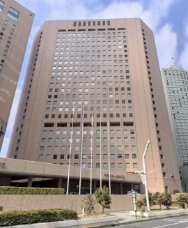 新宿駅 徒歩10分 オフィスビル内レストラン街 1Fスケルトン物件 【重飲食可】 (182072)