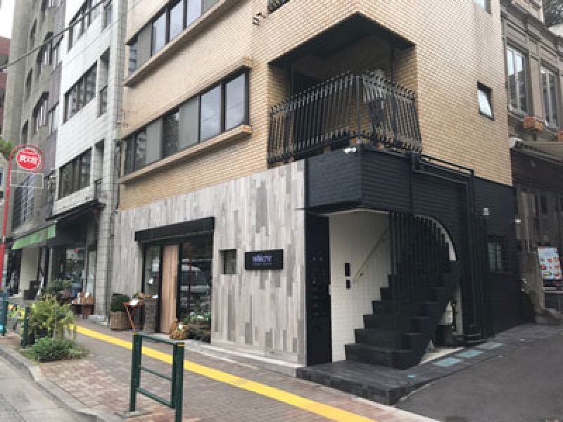 外苑西通り沿いに位置する小規模物件、内装リノベ済み！ (198258)