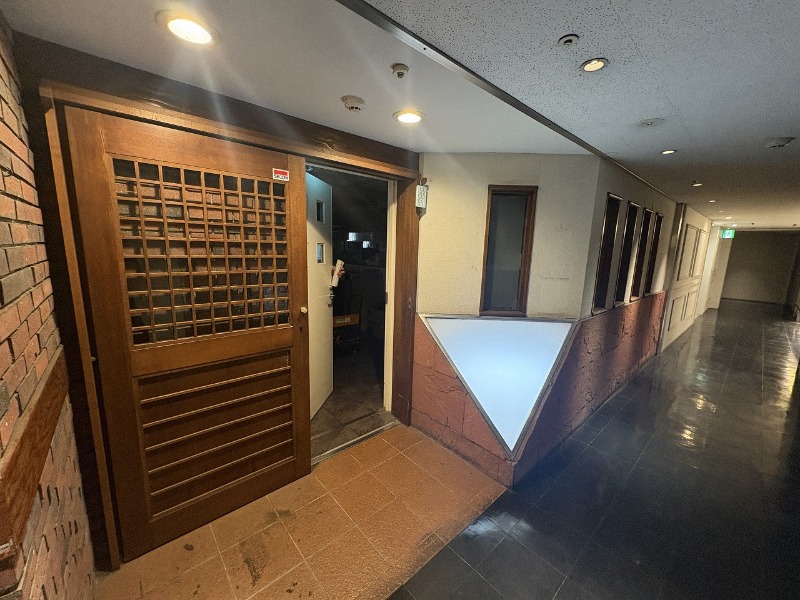 横浜駅 徒歩3分 重飲食可能物件　美装内装譲渡相談可（ガス16号メーター、電灯１２０A）　 (198291)