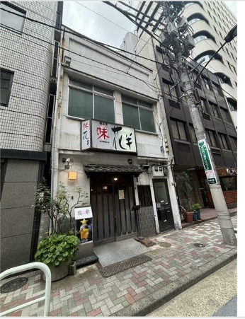 新橋駅 徒歩5分 1F〜2F 現況:ダイニングバー 飲食居抜き物件 【飲食相談】 (198438)