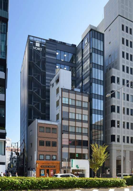 表参道駅１分、青山通り、南青山5丁目交差点。９階９２坪！他階もご案内可能♪【飲食不可】 (199317)