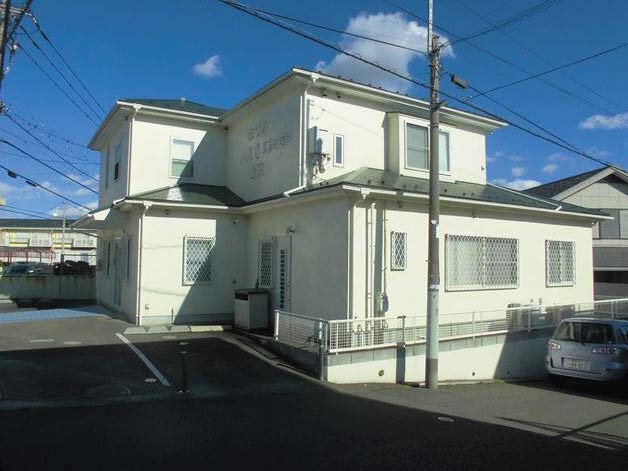 町田駅徒歩15分　飲食不可　駐⾞場３台分あり (199699)