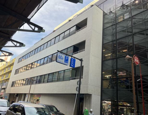 鶴見駅 徒歩1分 JR駅直結ビル 2Fスケルトン物件 【飲食不可】 (103370)