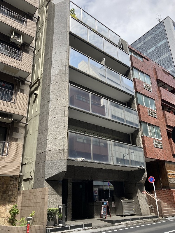 溜池山王駅 徒歩2分 現況:その他 その他居抜きなど物件 【重飲食可】101号室 (200641)