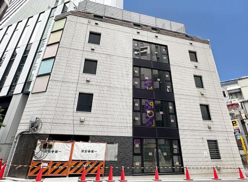 池袋駅 徒歩5分 2026年6月全館フルリニューアルビル 2Fスケルトン物件 【重飲食可】 (200817)