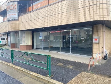 【HS0427】鶴川駅徒歩18分。1階路面物件。駐車場空き2台。・バッティング不可 ・ＮＧ業種：飲⾷、⻭科、リサイ クル (200863)