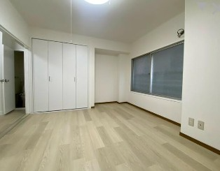 【UY0430】貴重な川崎駅徒歩6分。ネイルサロン、エステ、個人店舗におすすめ。事務所利用でも可能。 (201154)