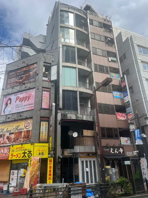 トキワ通り沿いの1階路面店舗物件、5.55坪/18.32㎡、飲食不可 (201738)