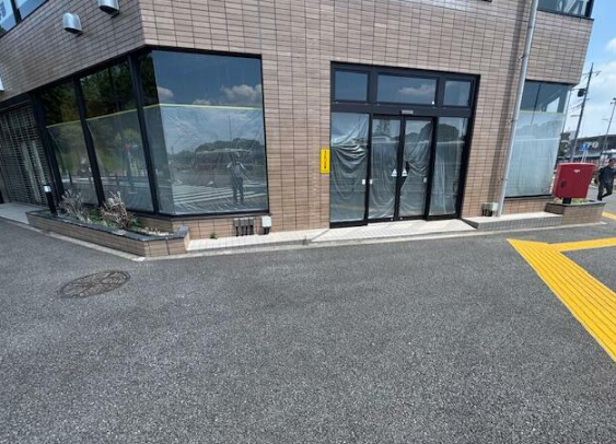 鶴川駅 徒歩4分 1F路面店 スケルトン物件 【軽飲食可】 (169759)