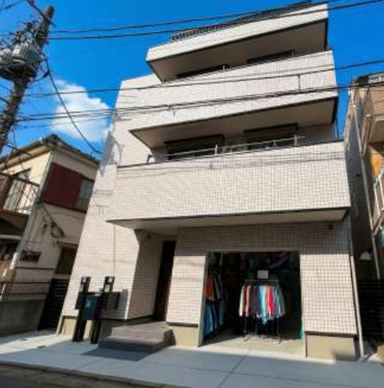 ■下北沢駅 徒歩3分 1F 現況:その他 その他居抜きなど物件 【カフェ・物販・サービス店舗等相談】 (202324)