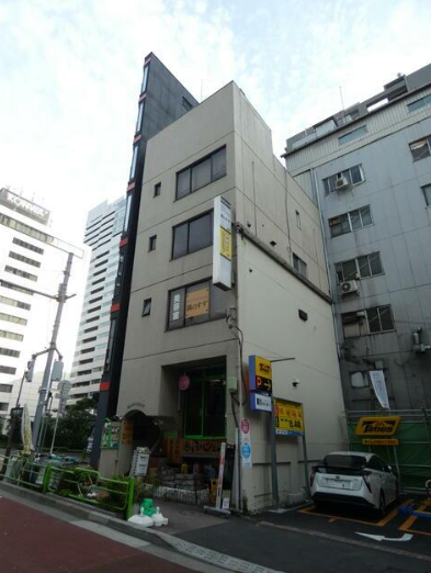 東銀座駅 徒歩2分／ 住居仕様の内装付／複数階貸し【飲食不可】 (202385)