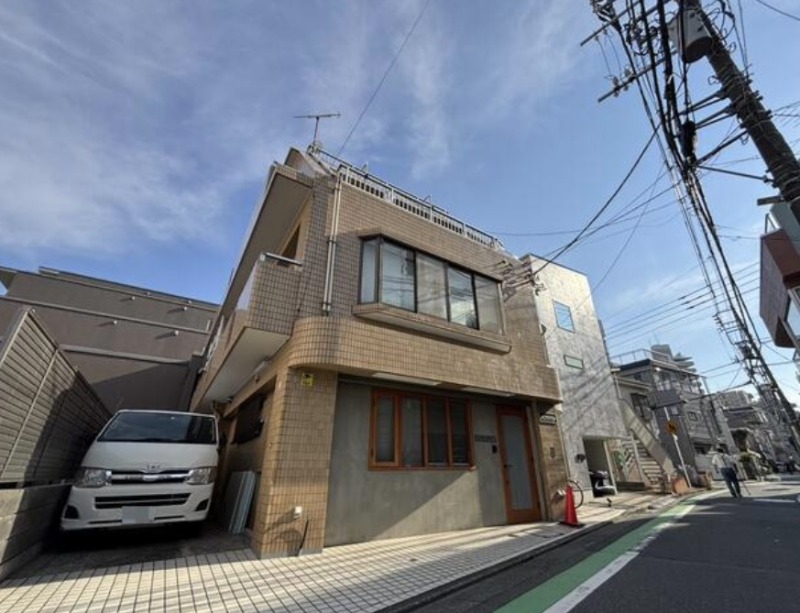 新中野駅 徒歩4分 1F スケルトン物件 【飲食不可】 (202488)