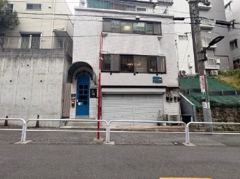 曙橋駅 徒歩3分 2F バー居抜き物件 【飲食可(重飲食不可)】 (202559)