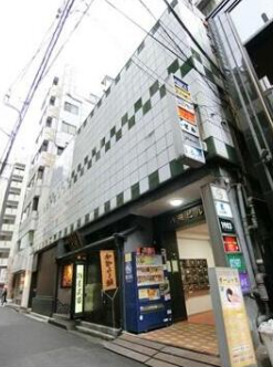 六本木駅 7番出口（ミッドタウン前）徒歩1分／外苑東通りから入ってすぐ／バー居抜き物件【再契約不可】 (202692)