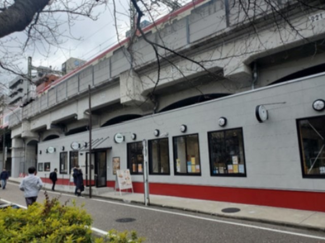 【更新料不要】日ノ出町駅から徒歩3分！フードコート内飲食店居抜き物件！ (203543)